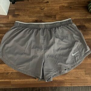 Nike Running Shorts Size Large